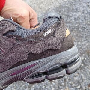 New Balance 2002R Streetwear/Lifestyle Shoes Size 8.5 Men/10 Women